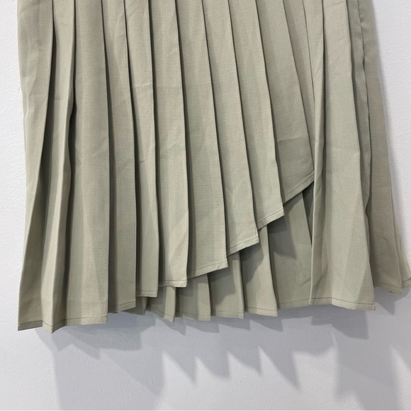 Papermoon Pleated Light gray/taupe Mini Skirt, Size S, Side Zipper - Picture 6 of 10